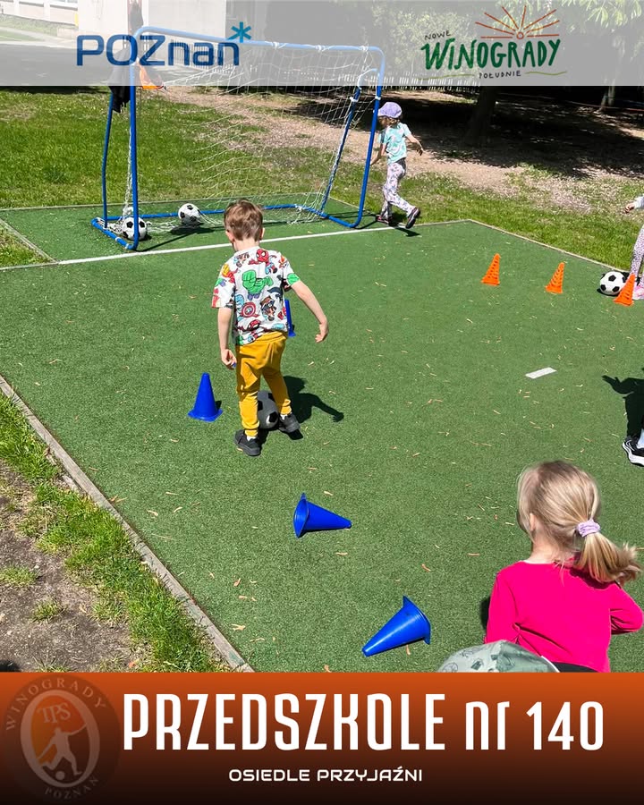 ⚽Przedszkolaki w ruchu⚽ 🟧Dzisiejsze zajęcia w Przedszkolu nr 140 na Osiedlu Przy