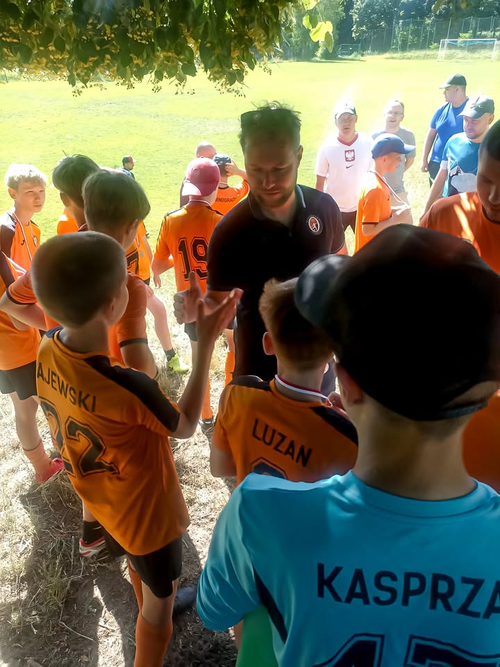 🟧Zakończenie sezonu Młodzika D1gr.1 🧡🖤 ⬛️ Tradycyjny mecz Rodzice 🆚 Młodzik D1 (